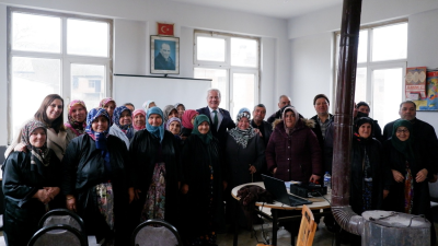 Susurluk Belediye Başkanı Nurettin Güney, “Belediye Burada” projesi kapsamında Kirazköy