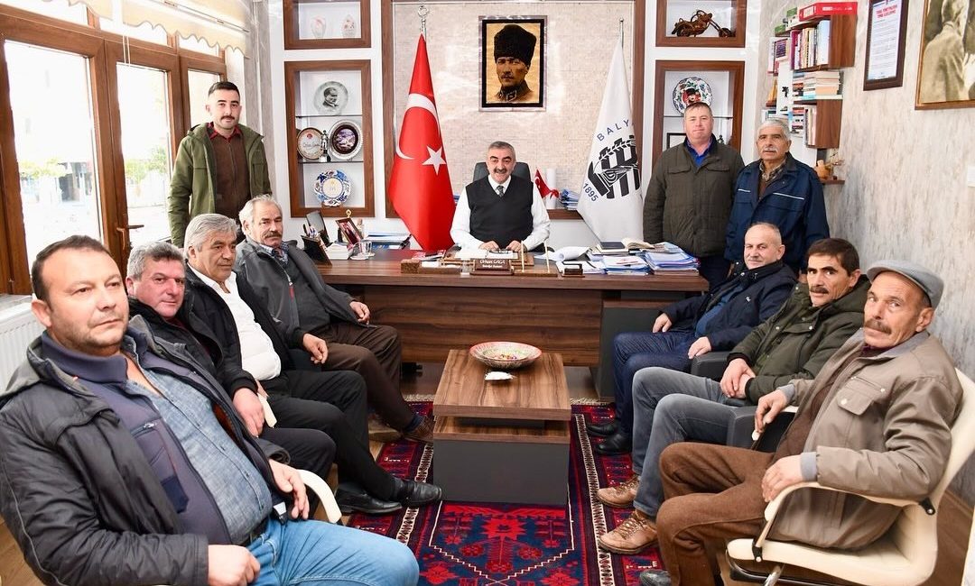 Gaga, Balyalı muhtarlarla buluştu Balya Belediye Başkanı, yerel seçimlerden önce muhtarlarla bir araya gelerek