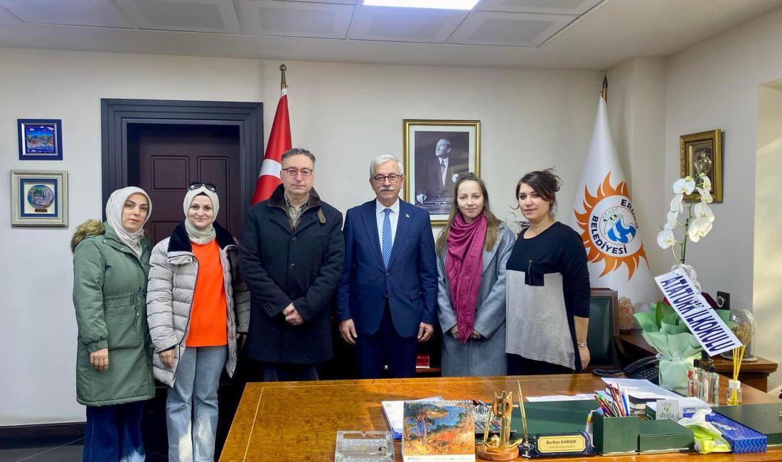 Karışık, “Her okulumuz bizim için çok değerli” Atatürk İlkokulu Müdürü ve Okul Aile Birliği, Erdek Belediye Başkanı’nı