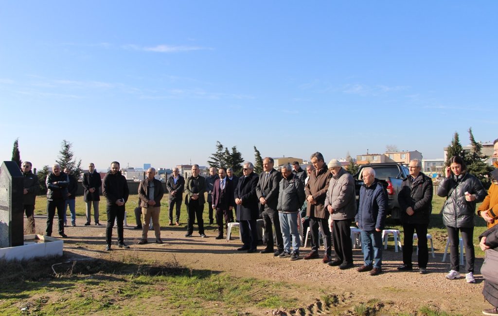 Sezgin anıldı Bandırma Ticaret Borsası’nda aralıksız 17 yıl yönetim kurulu başkanlığı görevini
