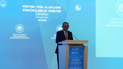 Çevre, Şehircilik ve İklim Değişikliği Bakanı Mehmet Özhaseki, deprem bölgelerinde