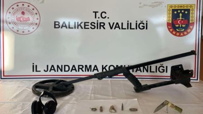 Jandarma tarafından yapılan çalışmada 4 adet sikke ve Kurtuluş Savaşında