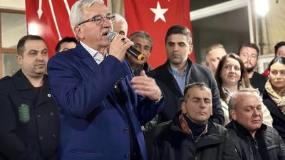 Erdek Belediye Başkanı, Düzler Mahallesi’ndeki vatandaşlarla buluşarak istek ve sorunları