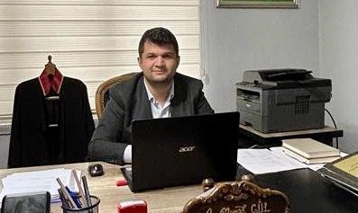 Kesinleşmiş kararlara rağmen DASK eksik ödemeleri yapmadı Kahramanmaraş Barosu Avukatlarından Murat Gül, yargı kararına rağmen DASK tarafından