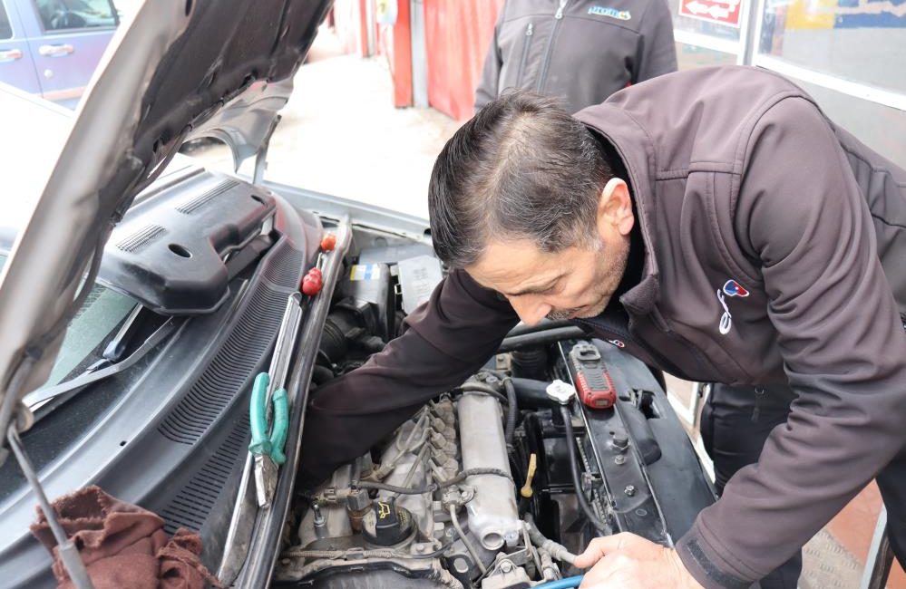Klimalarda bakteri tehlikesi Eskişehir’de oto klima ustalığı yapan Ümit Kalan, kış aylarında hastalanmamak
