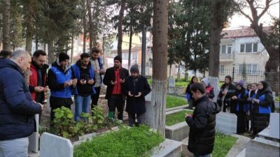Balıkesir Gençlik ve Spor İl Müdürü ile personelleri depremde hayatını