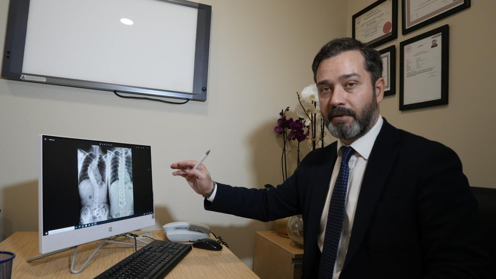 Ortopedi ve Travmatoloji Uzmanı Doç. Dr. Ömer Bozduman, çocuklarda ergenlik