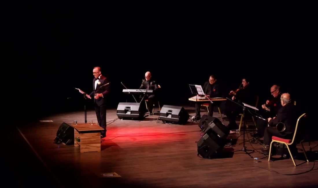Susurluk’ta düzenlenen “Türk Sanat Müziği” konserinde Sanatçı Alpaslan Güney, sevilen