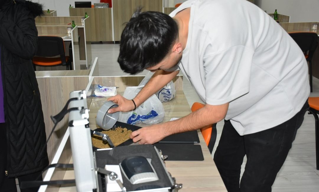 Ücretsiz toprak analizi Balya Belediyesi’nde Balya Belediyesi tarafından üreticilere 12-17 şubat tarihleri arasında ücretsiz toprak