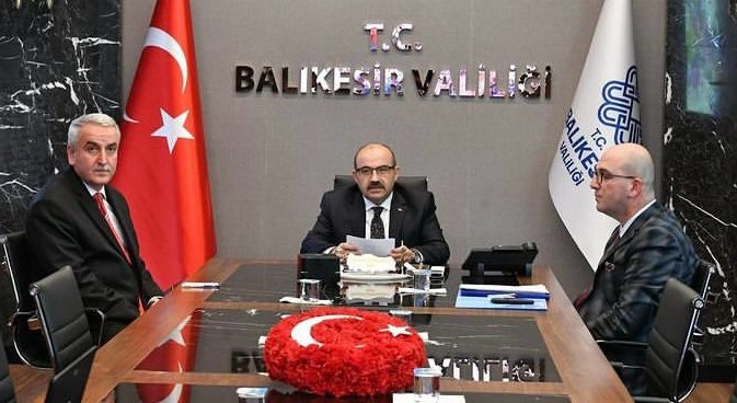 Vali Ustaoğlu, 2 bin 100 veliyi bilgilendirdi “Çocuklarda Sınırlar ve Sorumluluk Bilinci Geliştirme” eğitim programının açılışı Balıkesir