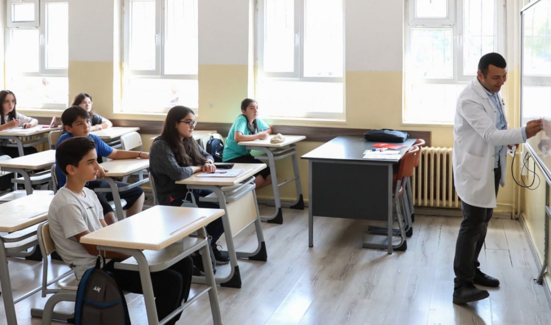 Milli Eğitim Bakanlığına bağlı ilk ve ortaöğretim kurumlarındaki 20 milyon
