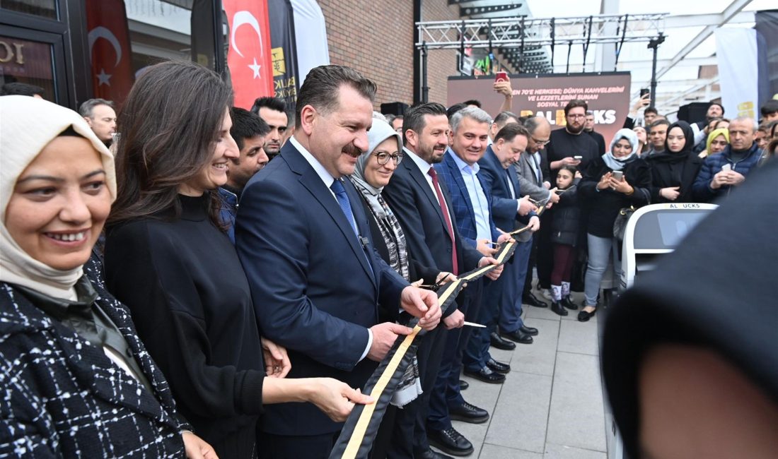 Balıkesir Büyükşehir Belediyesi’nin ünü tüm ülkeye yayılan markası BALBUCKS, şubeleşmeye