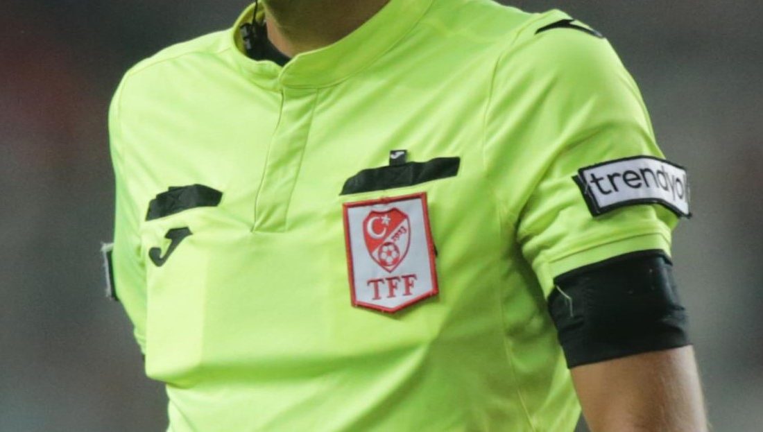 Sakaryaspor-Bandırmapsor maçının hakemi belli oldu 2 Şubat’ta Sakarya’da oynanacak Sakaryaspor -Teksüt Bandırmaspor maçında görev alacak