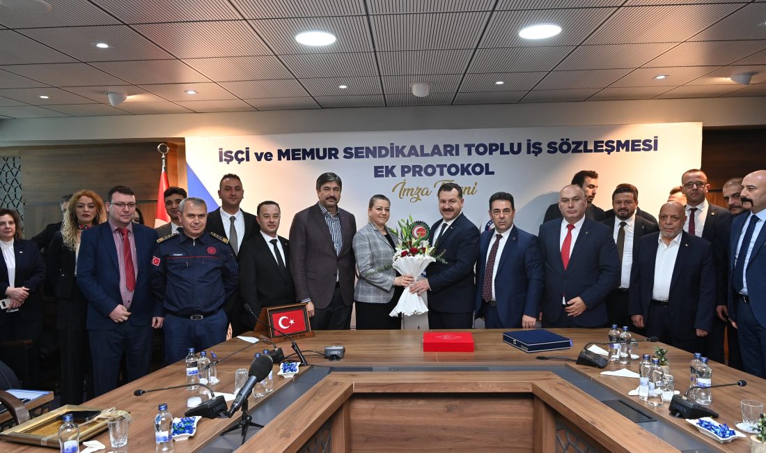 Balıkesir Büyükşehir Belediye Başkanı Yücel Yılmaz; HAK-İŞ Sendikası Genel Başkanı
