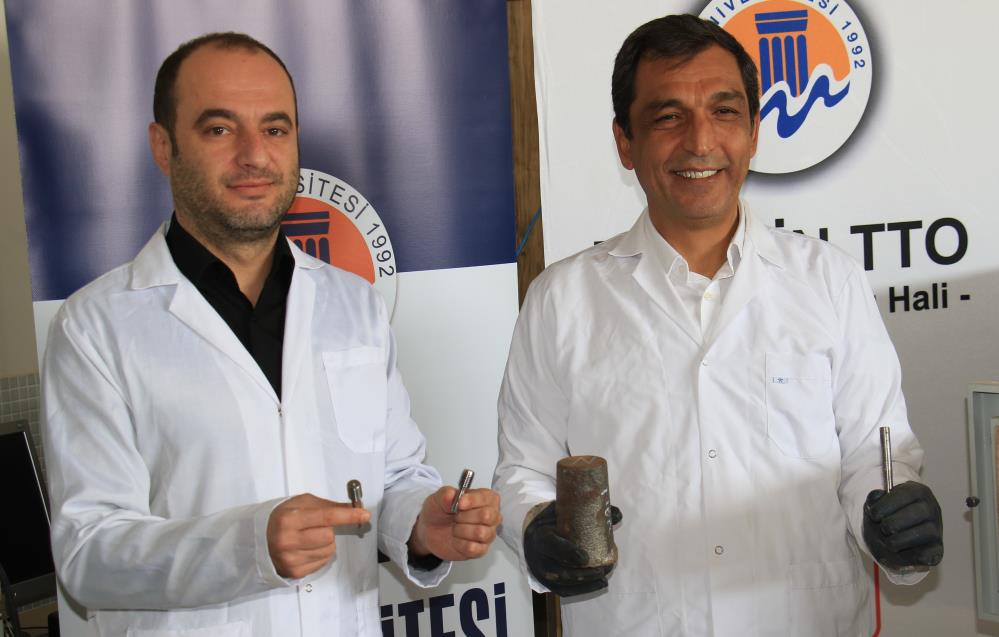 Çelik savunmadan, havacılığa her alanda kullanılabilecek Mersin Üniversitesi (MÜ) Metalurji ve Malzeme Mühendisliği Bölümü Öğretim Üyesi