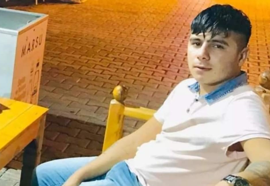 Adana’da bir kişi, evdeki televizyonu satmak isteyen ağabeyini bıçaklayarak öldürdü.Olay,