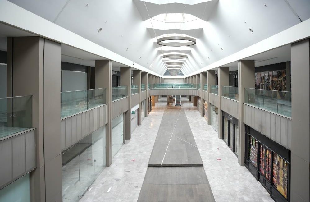 Bakırköy’de bulunan Türkiye’nin ilk AVM’si Galleria, uzun süredir kapalı dükkanlarıyla