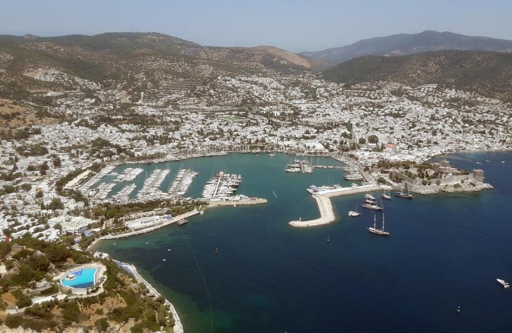 Türkiye’nin en önemli turizm kentlerinden Muğla’da, oturma izni alan yabancı