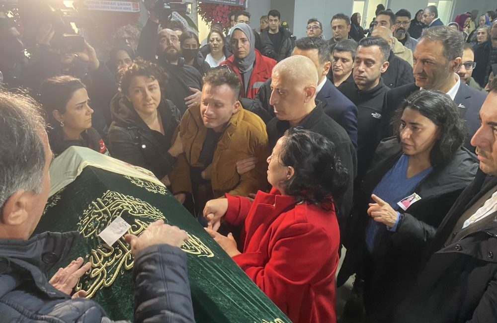  Çağlayan’daki İstanbul Adalet Sarayı’nda polis kontrol noktasına yönelik yapılan silahlı