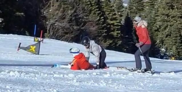 Uludağ’da faciadan dönüldü Uludağ’da kayakçıların ve tatilcilerin kullandığı telesiyejin telleri kopunca bir turist