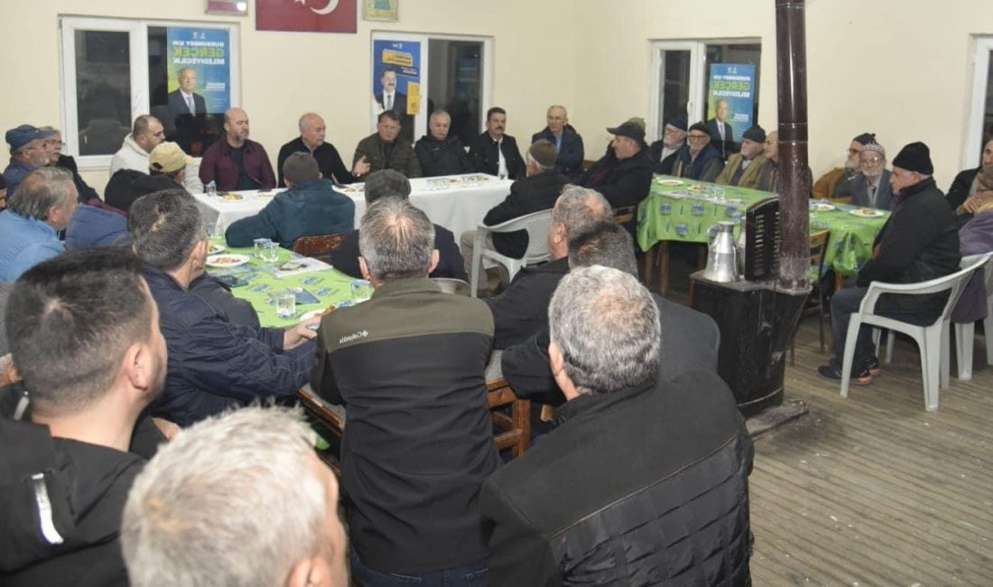 Yerel seçimlerden önce saha çalışmaları gerçekleştiren Bahçavan, vatandaşlarla buluşmasında Dursunbey’e