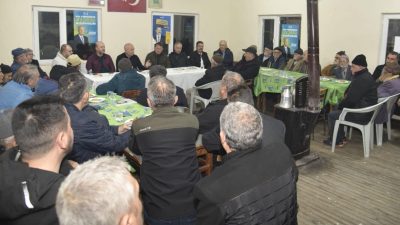 Yerel seçimlerden önce saha çalışmaları gerçekleştiren Bahçavan, vatandaşlarla buluşmasında Dursunbey’e