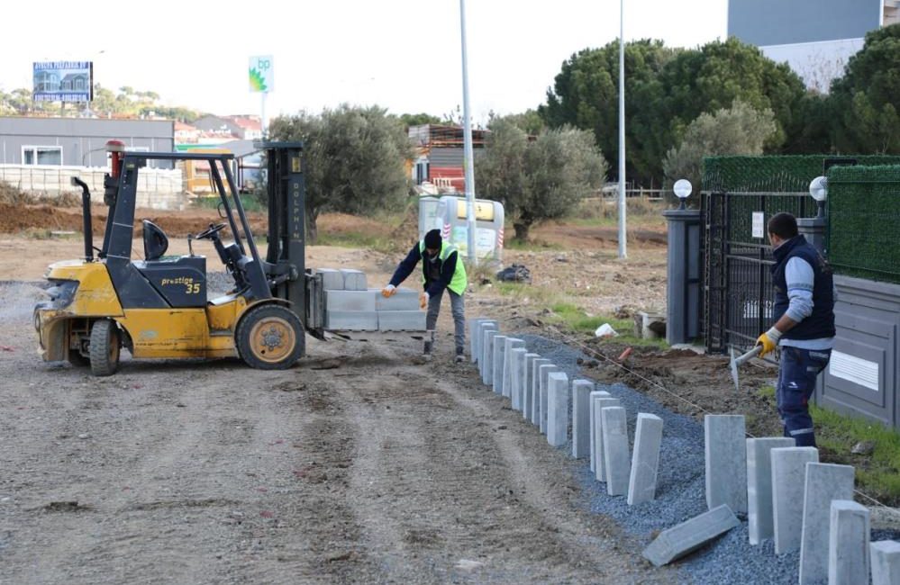  Balıkesir’in Edremit Belediyesi yol çalışmaları ve bozulan yolların tamiratı konusunda