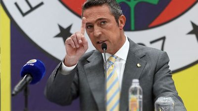 Fenerbahçe Başkanı Ali Koç, başkan adaylığı için imza toplayan tek