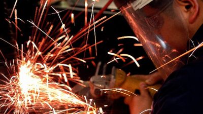 Sanayi üretimi Ocak ayında bir önceki yılın aynı ayına göre