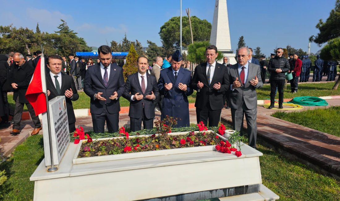 Çanakkale Zaferi’nin 109’uncu yıl dönümü dolayısıyla şehitler, Bandırma’da törenle anıldı.