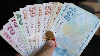 Çalışma ve Sosyal Güvenlik Bakanı Vedat Işıkhan, “Emekli vatandaşlarımızın bayram