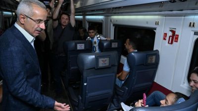 Ulaştırma ve Altyapı Bakanı Abdulkadir Uraloğlu, 2024 Emekliler Yılı kapsamında