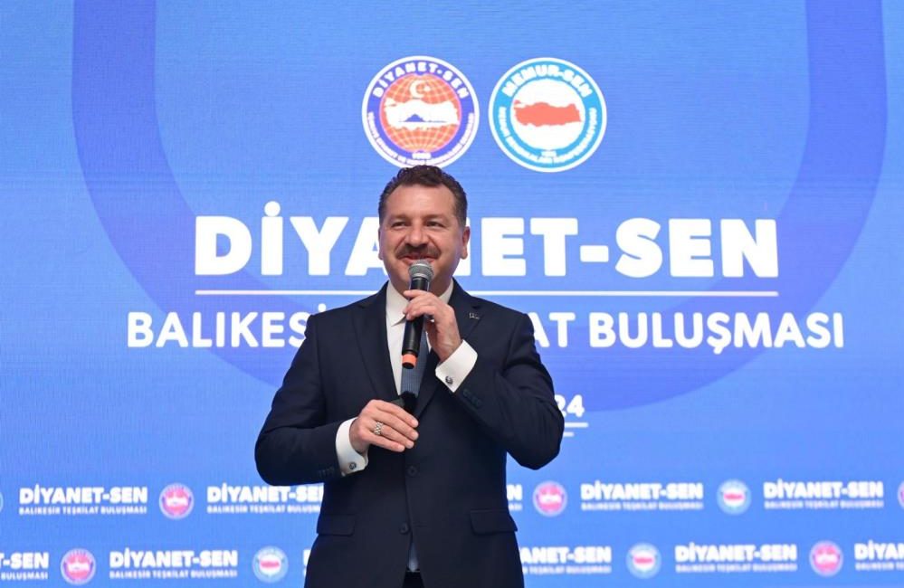 Öğretmenlere ve sağlık çalışanlarına ulaşım desteği veren Balıkesir Büyükşehir Belediye