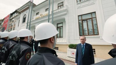 Cumhurbaşkanı Recep Tayyip Erdoğan, Bursa Valiliği’ni ziyaretinin ardından miting için