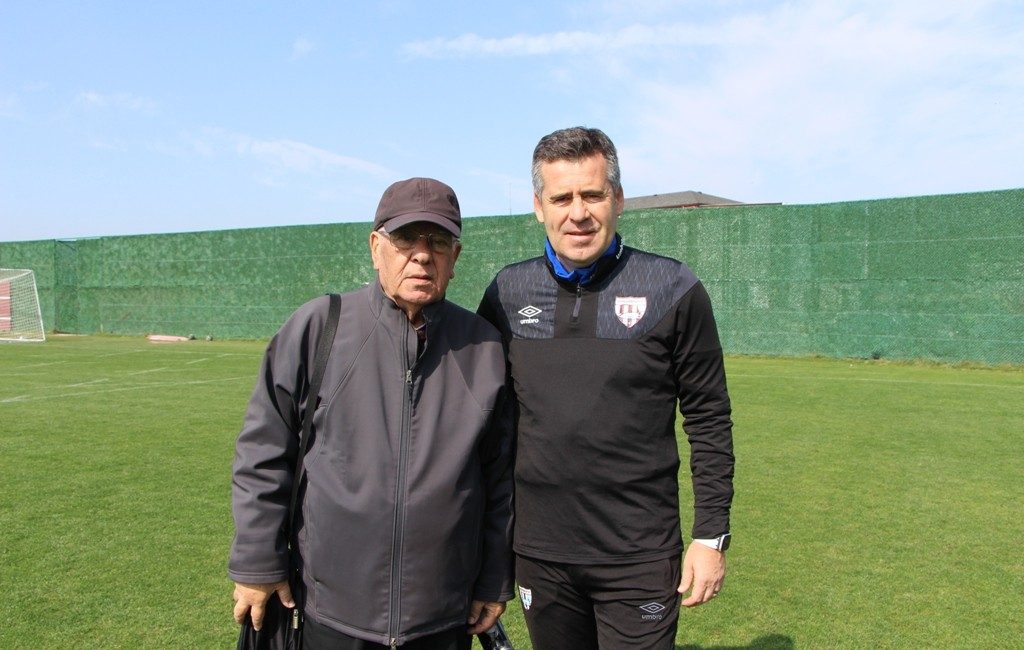 Trendyol 1.Lig takımlarından Teksüt Bandırmaspor ,Kulübün Örnek Sanayi Sitesindeki Cinçukuru