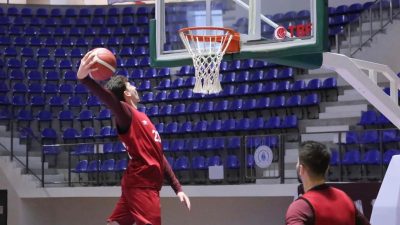 Bordo Basketbol Takımı ilk play-off karşılaşmasında Karşıyaka Belediyesi ile 9