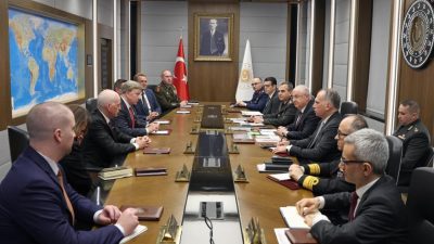 Millî Savunma Bakanı Yaşar Güler, ABD Temsilciler Meclisi Silahlı Hizmetler