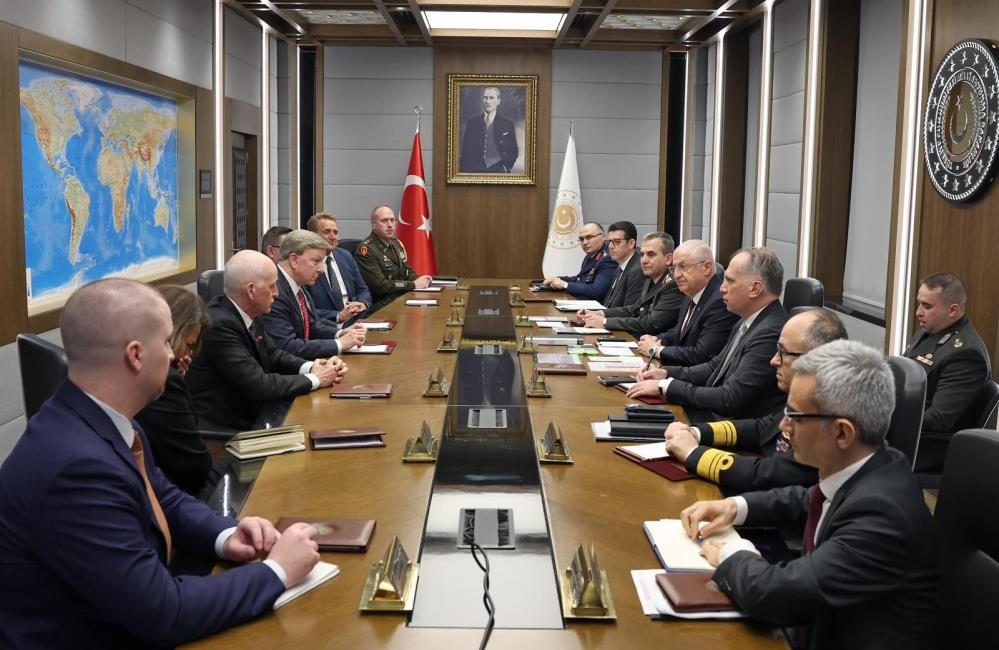 Millî Savunma Bakanı Yaşar Güler, ABD Temsilciler Meclisi Silahlı Hizmetler