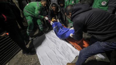 &nbsp;İsrail’in son 24 saatte Gazze Şeridi’ne düzenlediği saldırılarda 93 Filistinlinin