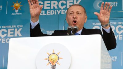 Cumhurbaşkanı ve AK Parti Genel Başkanı Recep Tayyip Erdoğan, partisinin