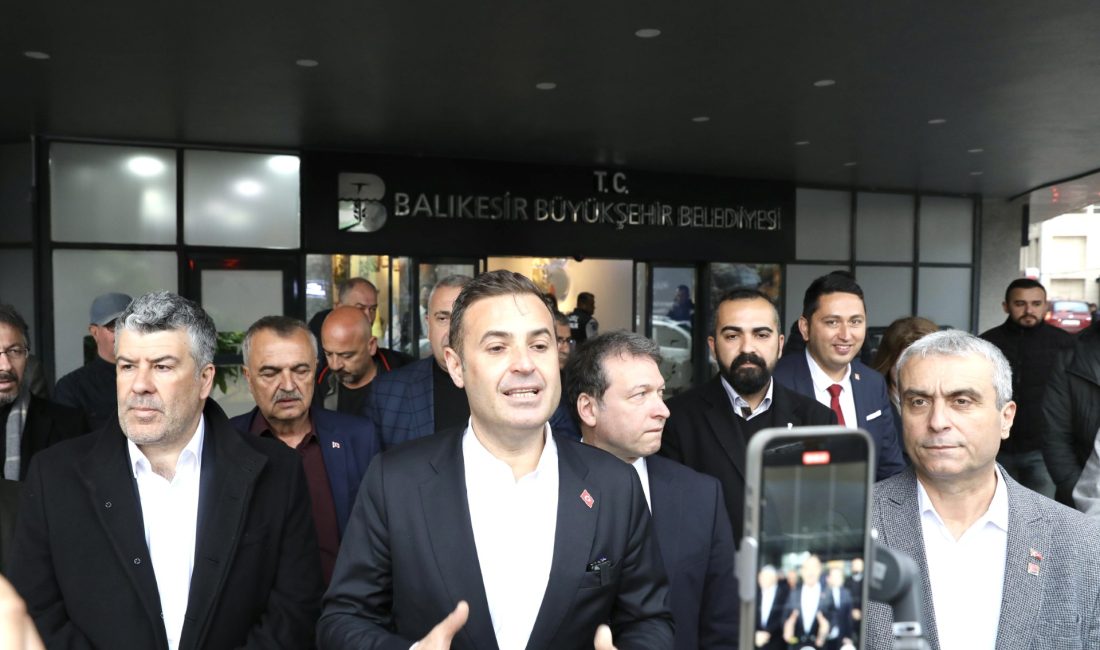 CHP Balıkesir Büyükşehir Belediye Başkan Adayı Ahmet Akın, Balıkesir Büyükşehir