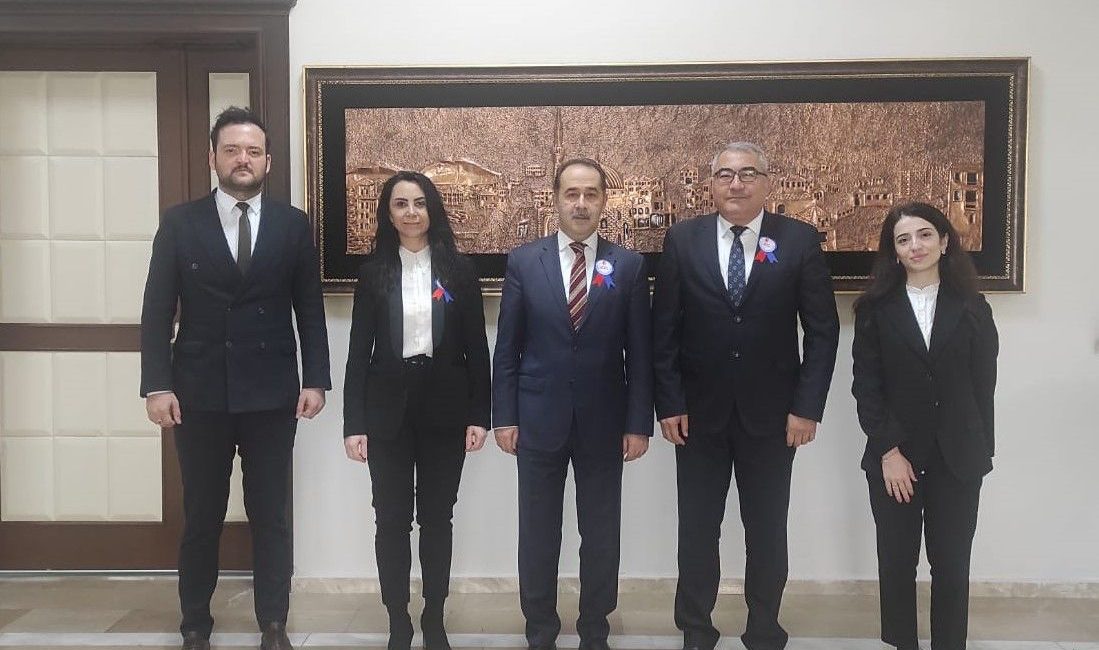 Bandırma Kaymakam’ı Engin Aksakal, Vergi Haftası kapsamında Bandırma İlçe Vergi
