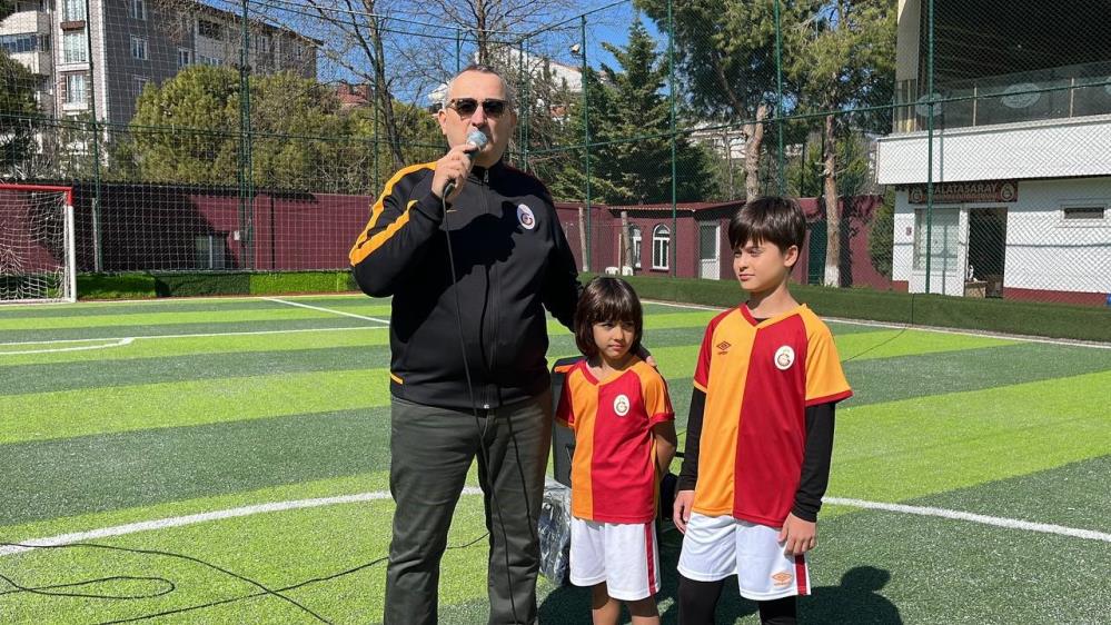 Bandırma Galatasaray Futbol Okulu’nun iki öğrencisi, Galatasaray Futbol Akademileri tarafından