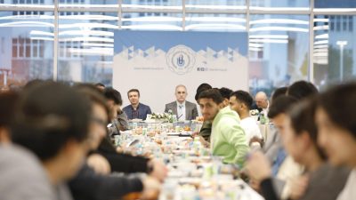 BANÜ’de ramazan ayı programı kapsamında uluslararası öğrencilere iftar programı düzenlendi.Bandırma