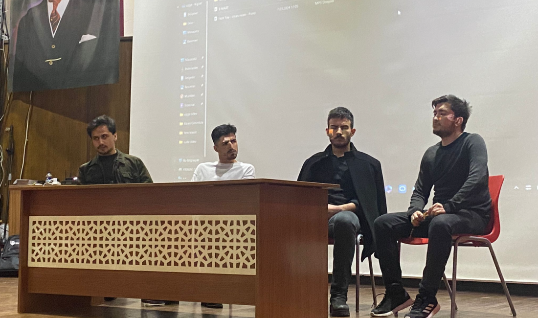 BANÜ öğrencileri, 8 Mart Dünya Kadınlar Günü kapsamında düzenledikleri tiyatro
