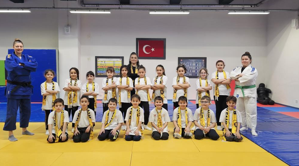 Bandırma İlçe Milli Eğitim Müdürlüğü, 17 Eylül İlkokulu ve Balıkesir