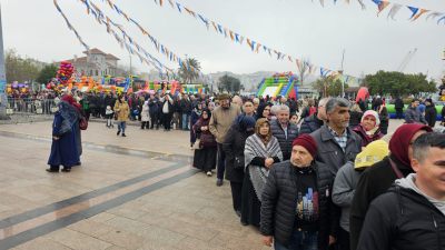 AK Parti’li Belediye Başkan Adayı Cemal Öztaylan Gençlik Festivali düzenledi.