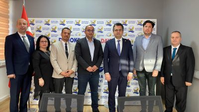 Bandırma Kent Konseyi’ni ziyaret eden DEVA Partisi Balıkesir Milletvekili Burak