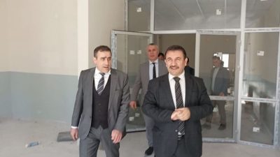 Balıkesir Vali Yardımcısı, Burhaniye’ye kazandırılan ilkokul ve anaokulunu ziyaret ederek