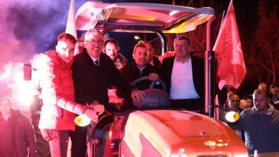 Şamlı, CHP Balıkesir Büyükşehir Belediye Başkan Adayı Ahmet Akın’ı coşku